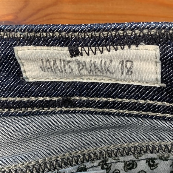 Taverniti So Jeans, Janis Punk 18, Low Rise, Dark Wash, Bootcut, Quality Jeans - Picture 11 of 16